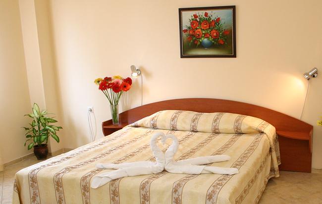 Hotel Focus Варна Экстерьер фото