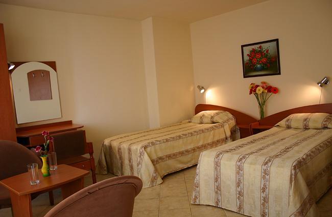 Hotel Focus Варна Экстерьер фото